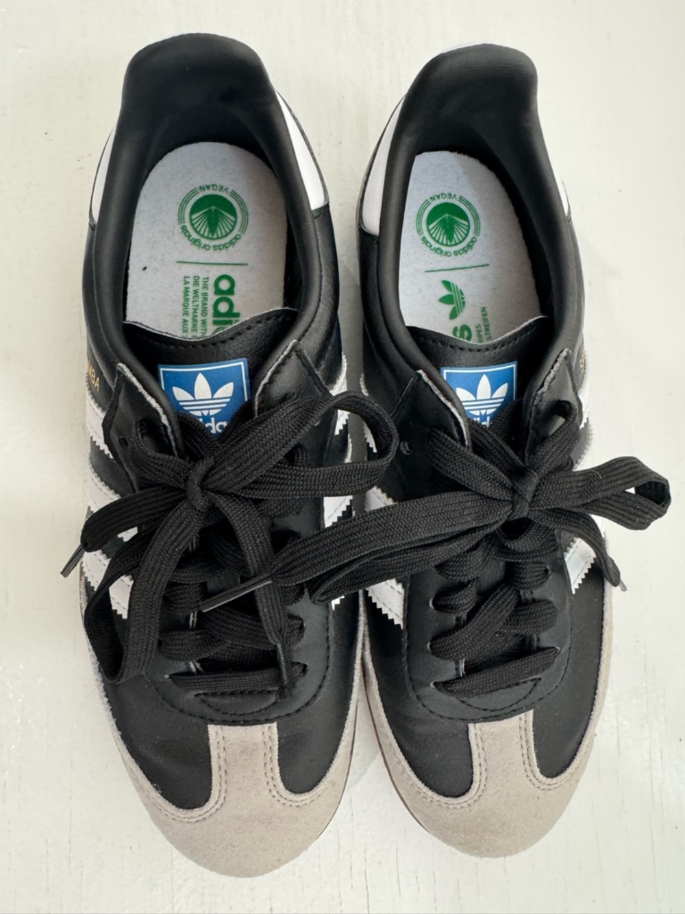 Woman’s Adidas Samba Size 5